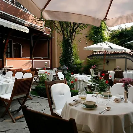 Old Legends Hotell 5*