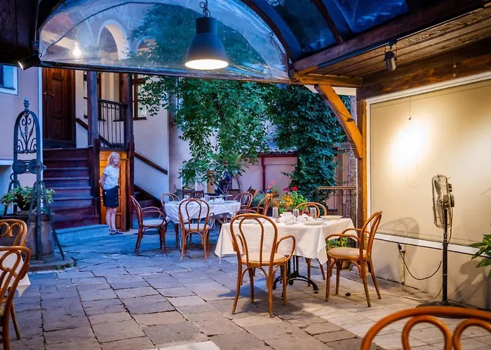 Hotel Old Legends 5*