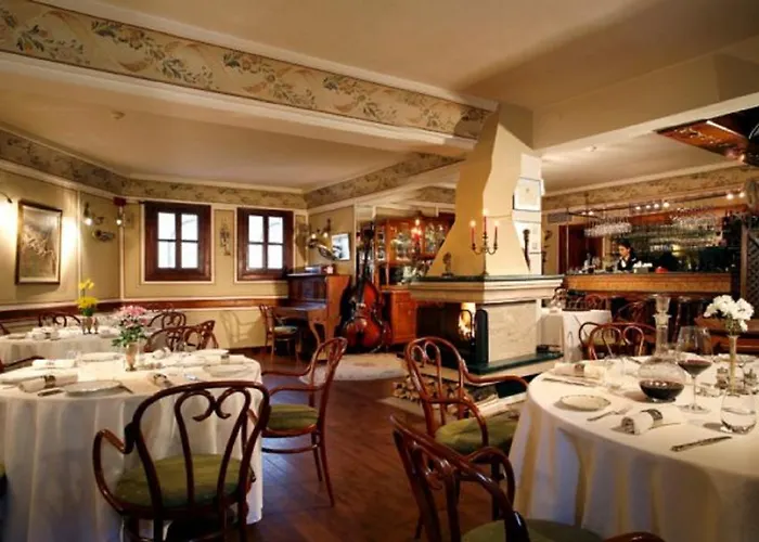 Hotel Old Legends 5*