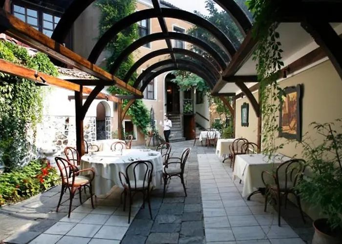 Old Legends Hotel 5*